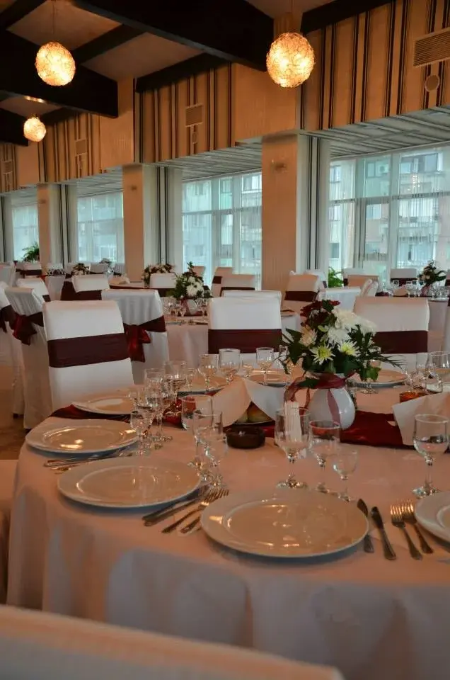 Restaurant nuntă Dâmbovița – Restaurant UpTown Mondial